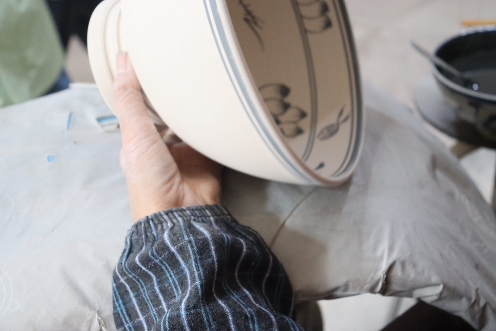 Ceramic prototypes and glaze tests under review